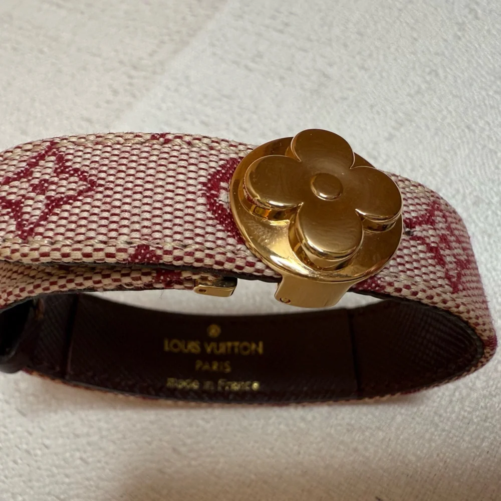 Louis Vuitton Pink and Gold tone Flower Bracelet